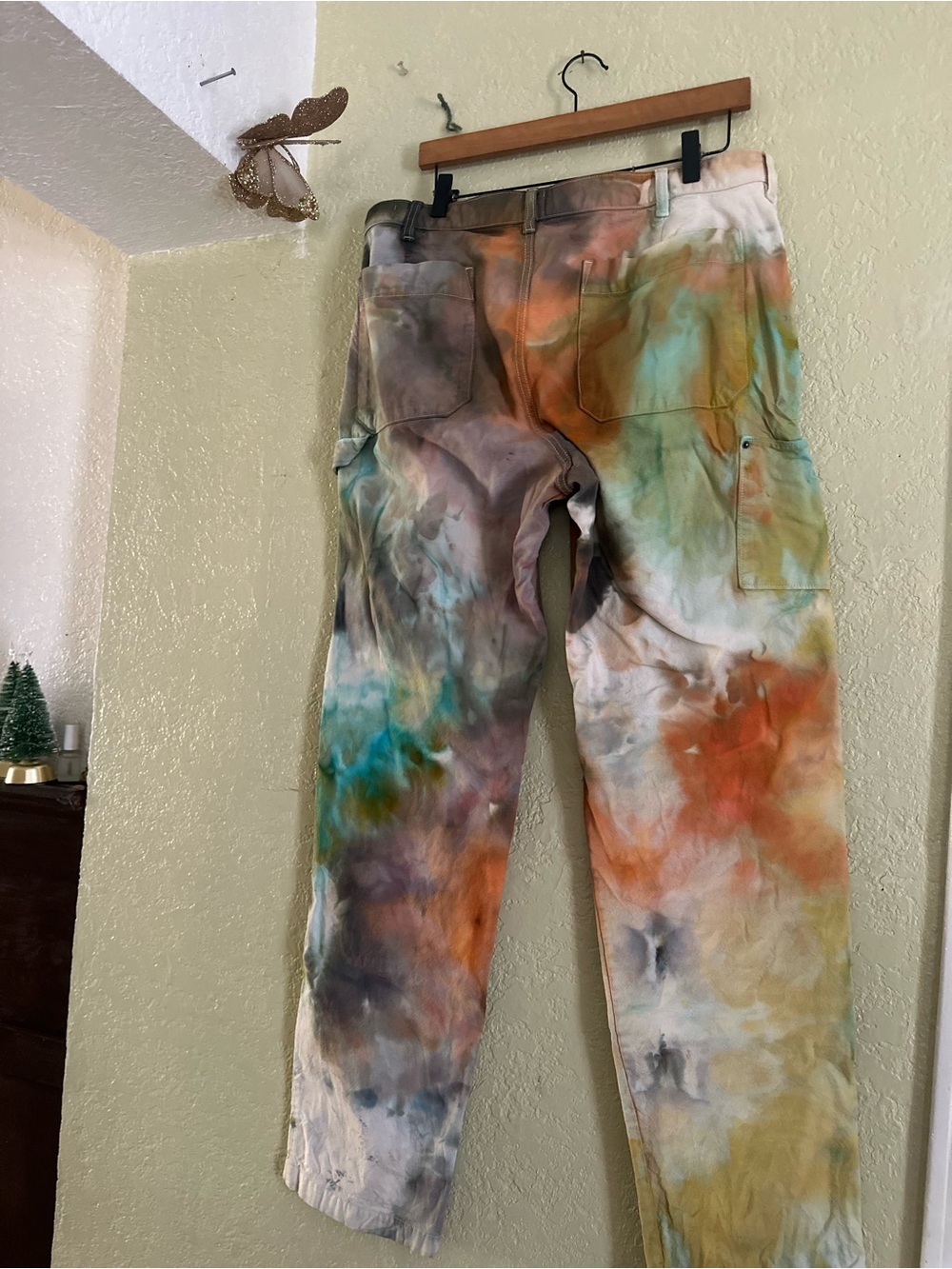 GAP Men's Tie-Dye Cargo Pants — Orange, Green, Gray - Picture 5 of 9